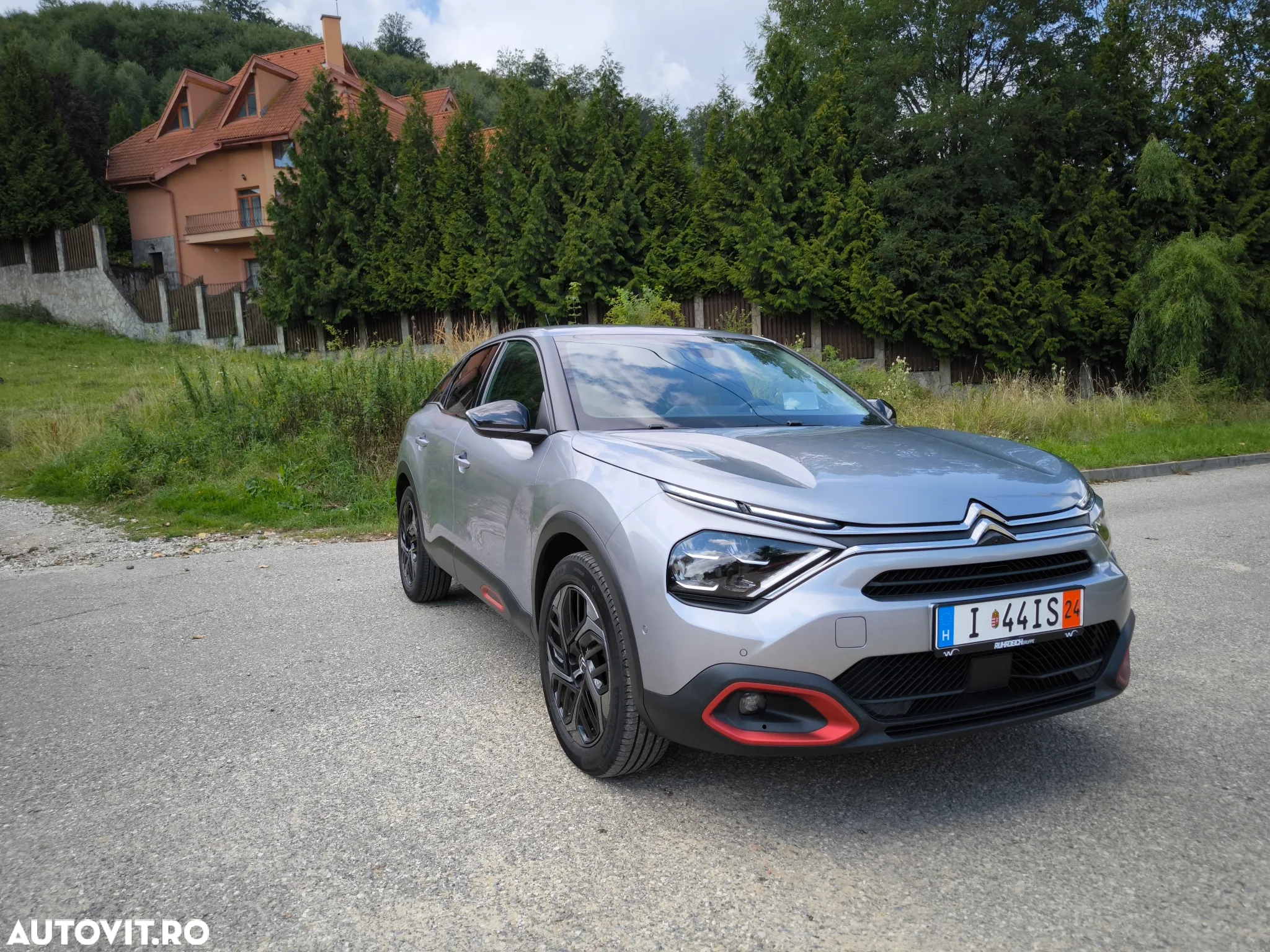 Citroën C4 BlueHDi 130 Stop&Start EAT8 SHINE - 9