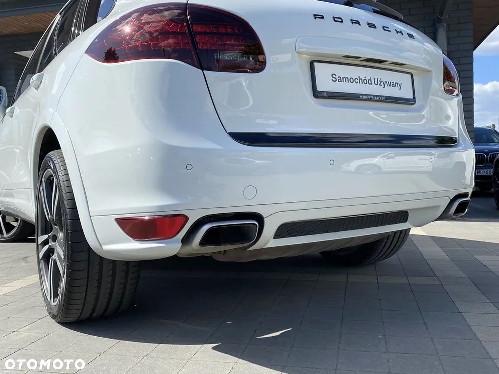 Porsche Cayenne Diesel Platinum Edition - 8