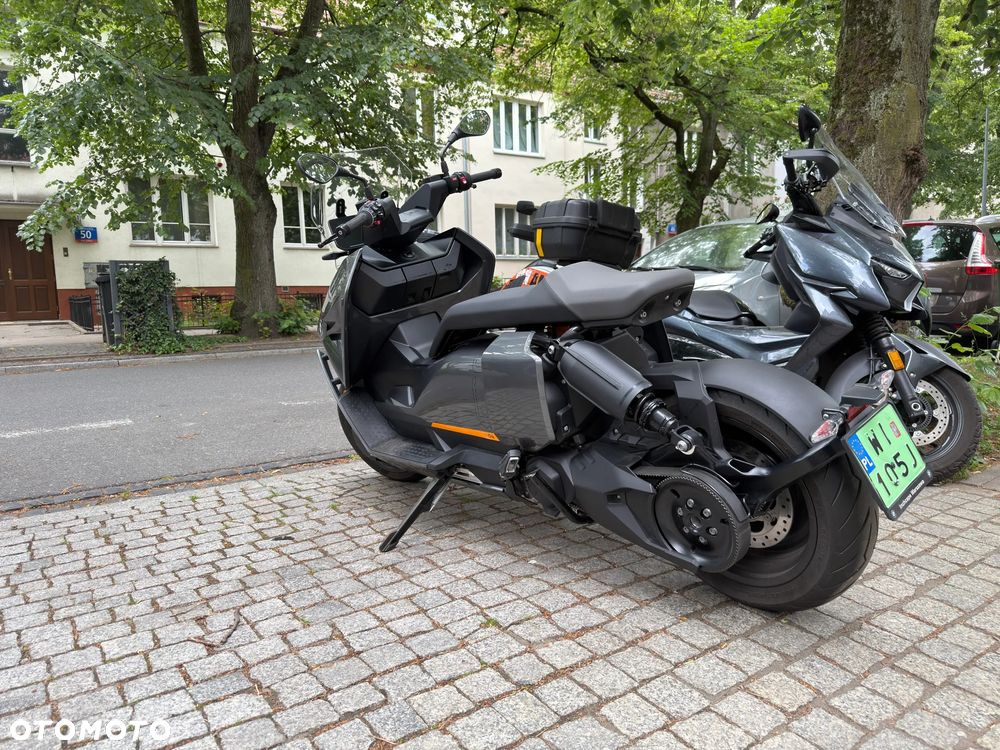 BMW CE 04 - 1
