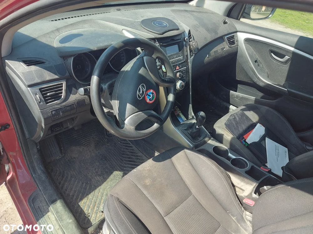 Hyundai i30 i30cw 1.4 CRDi Trend - 8
