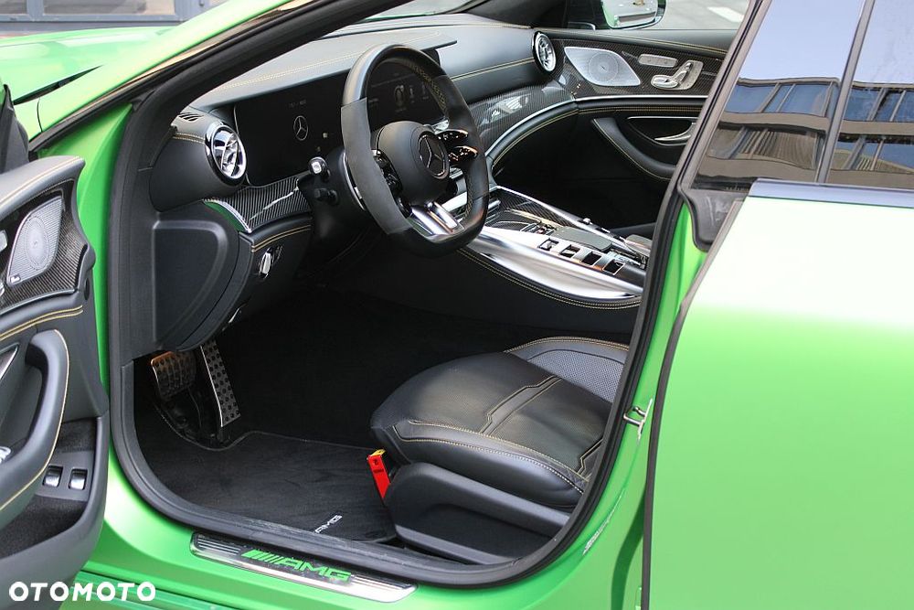 Mercedes-Benz AMG GT - 13