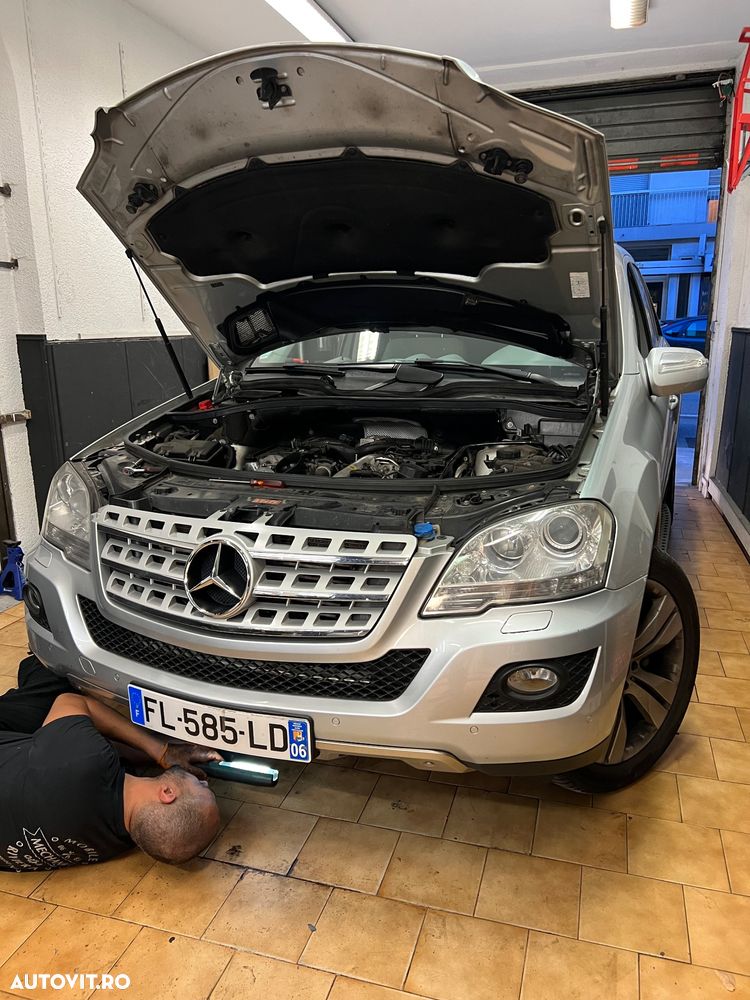 Mercedes-Benz ML 320 CDI 4Matic 7G-TRONIC - 16