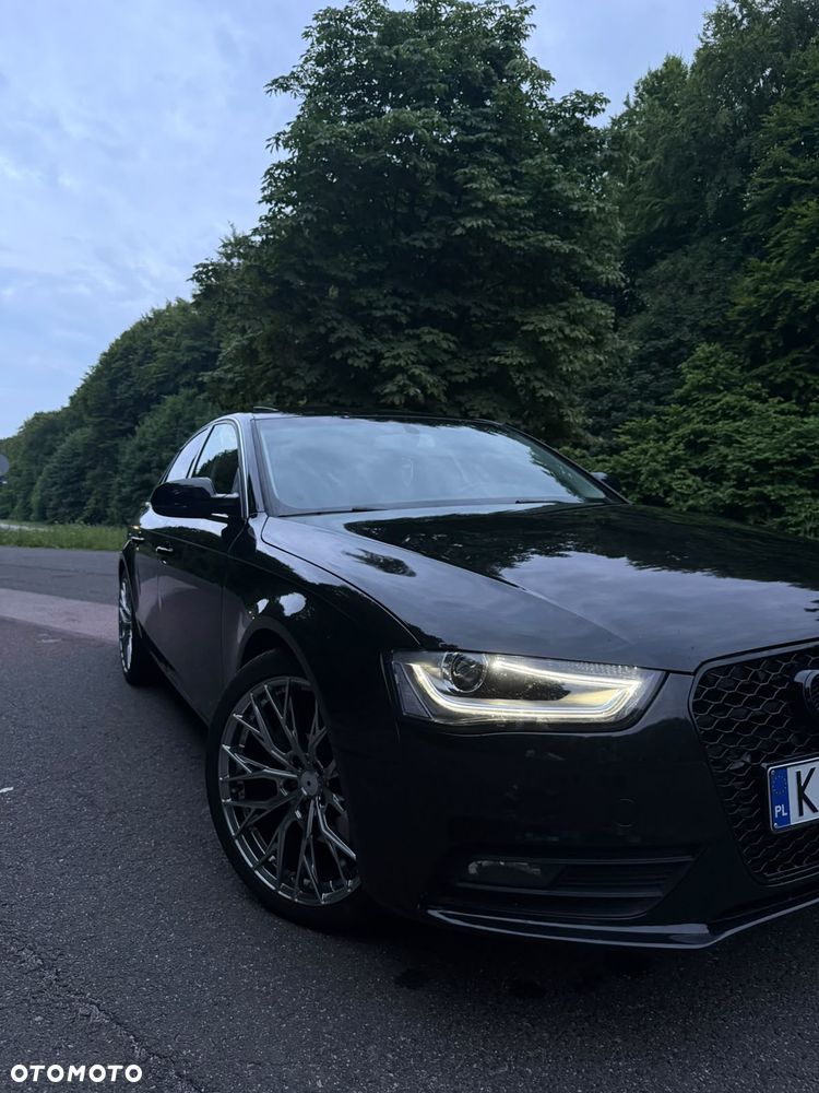 Audi A4 Limousine - 24
