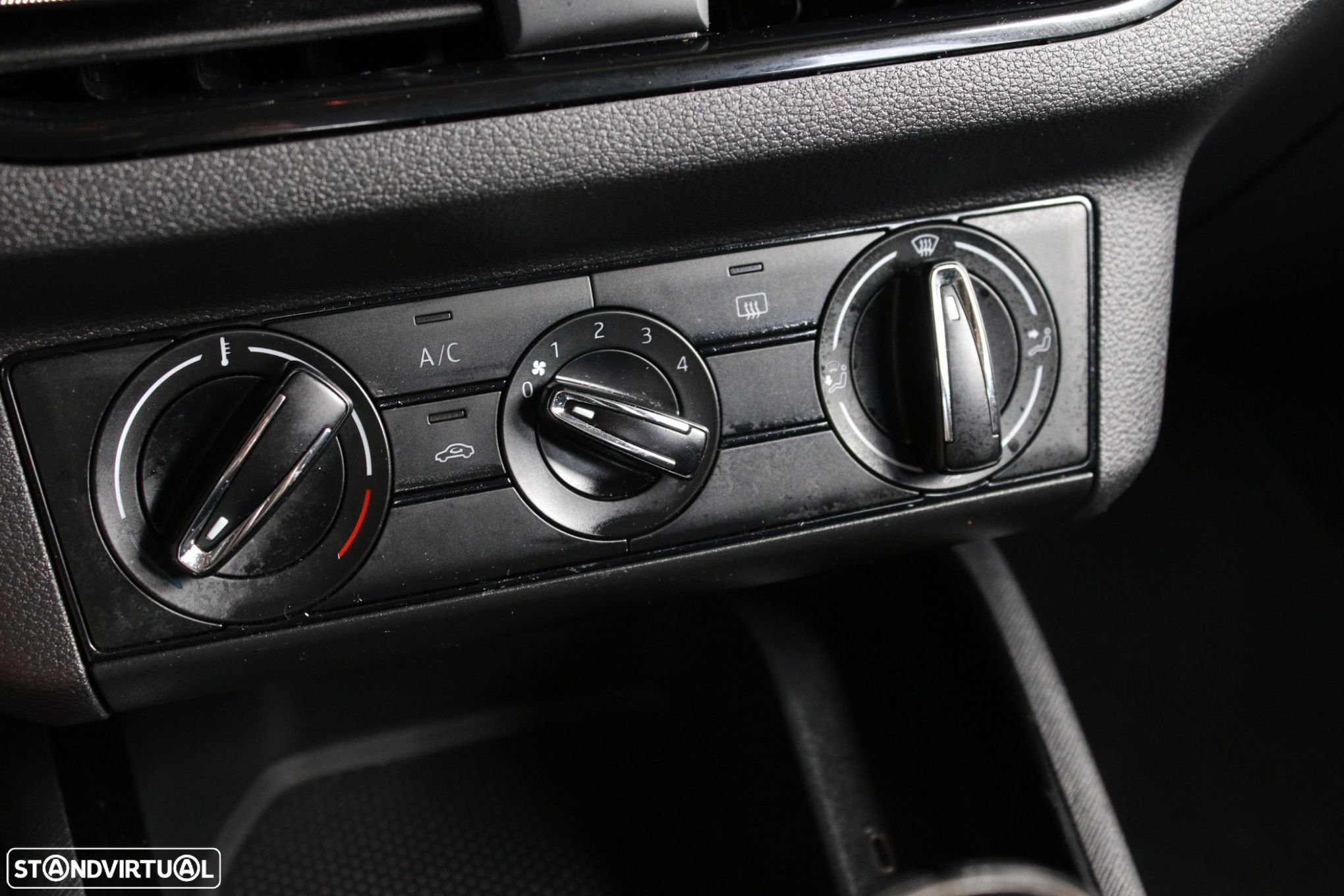 Skoda Kamiq 1.0 TSI Style - 29