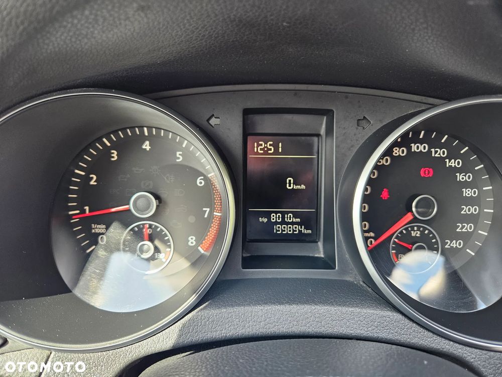 Volkswagen Golf 1.6 Team - 13