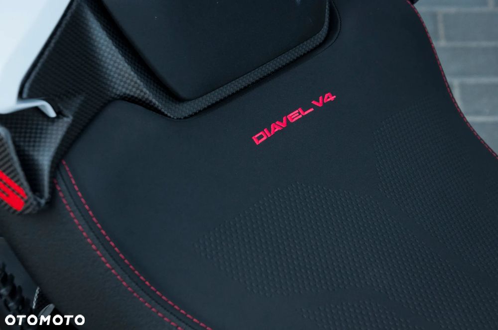 Ducati Diavel - 32