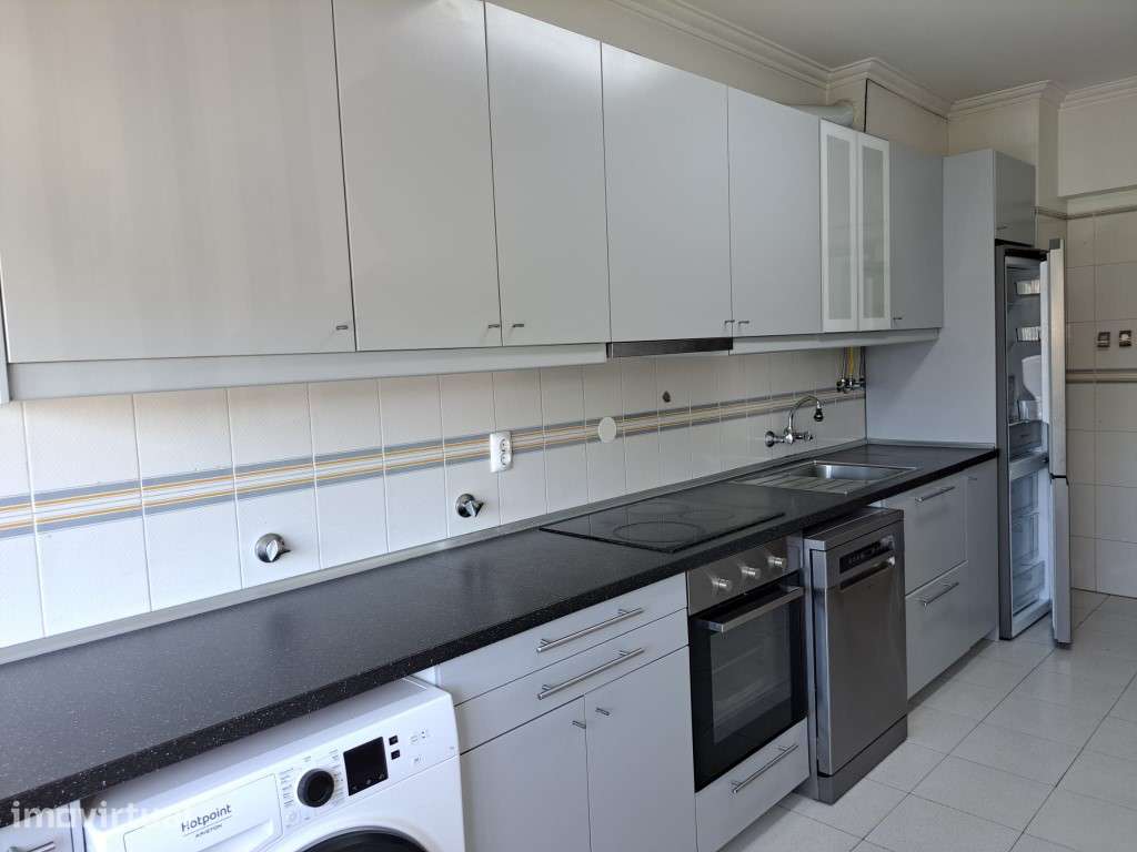 Apartamento T3 com garagem box - Grande imagem: 4/19