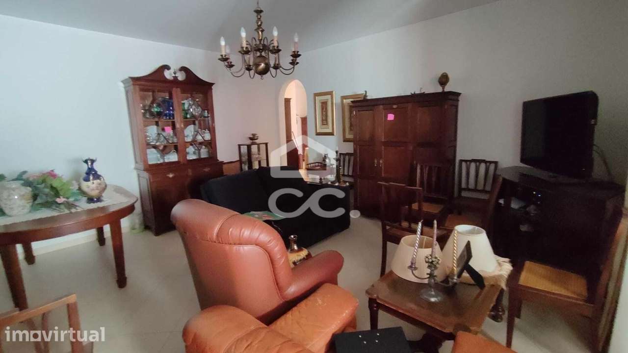 Apartamento Espaçoso em Beja com Ótima Localização - Grande imagem: 4/37