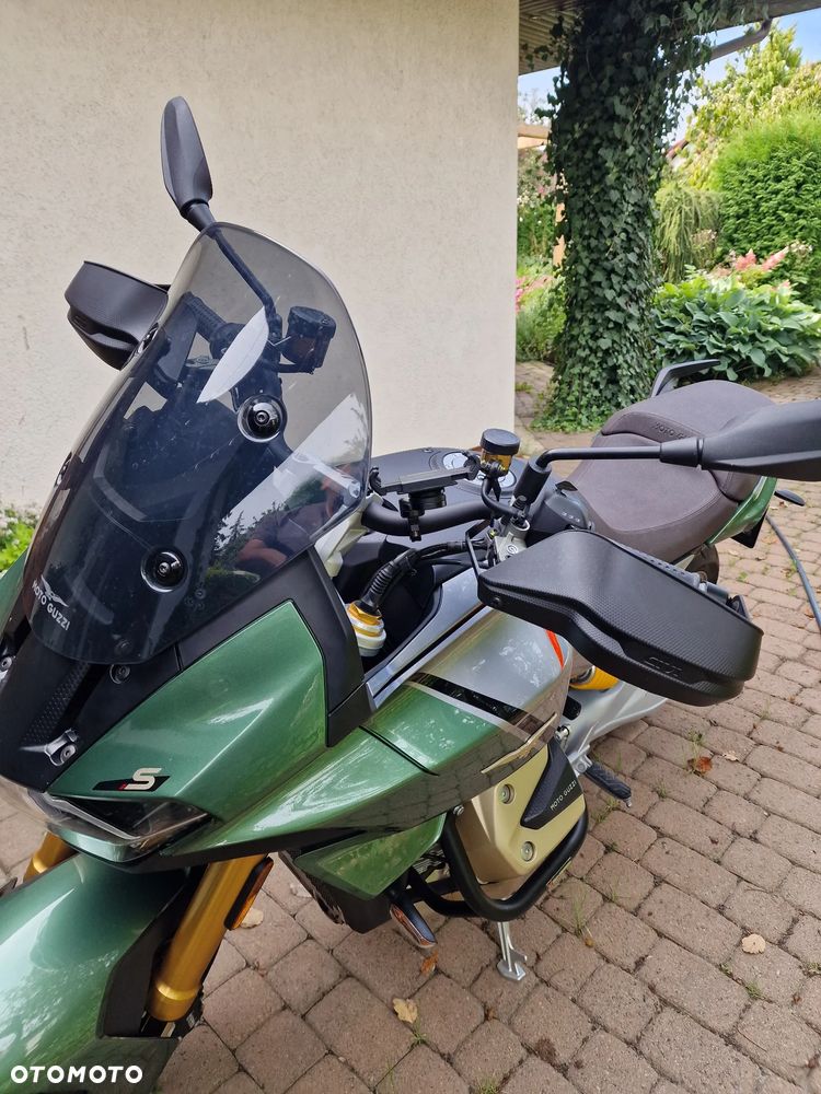Moto Guzzi V100 Mandello - 5