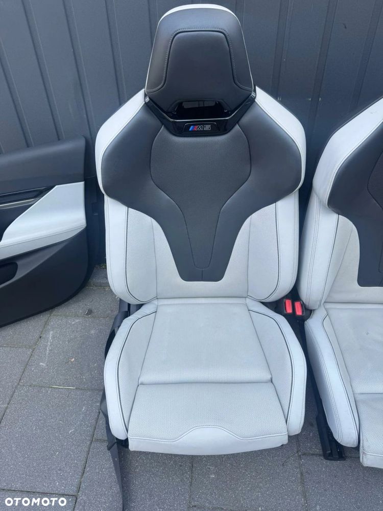 FOTELE TAPICERKA BMW M5 G90 SKÓRA MERYNOS SILVERSTONE CZARNY ELEKTRYCZNE - 4