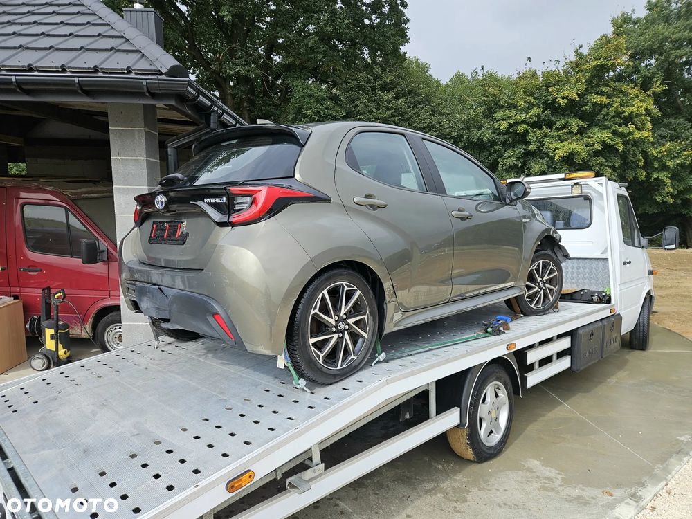 Toyota Yaris - 6