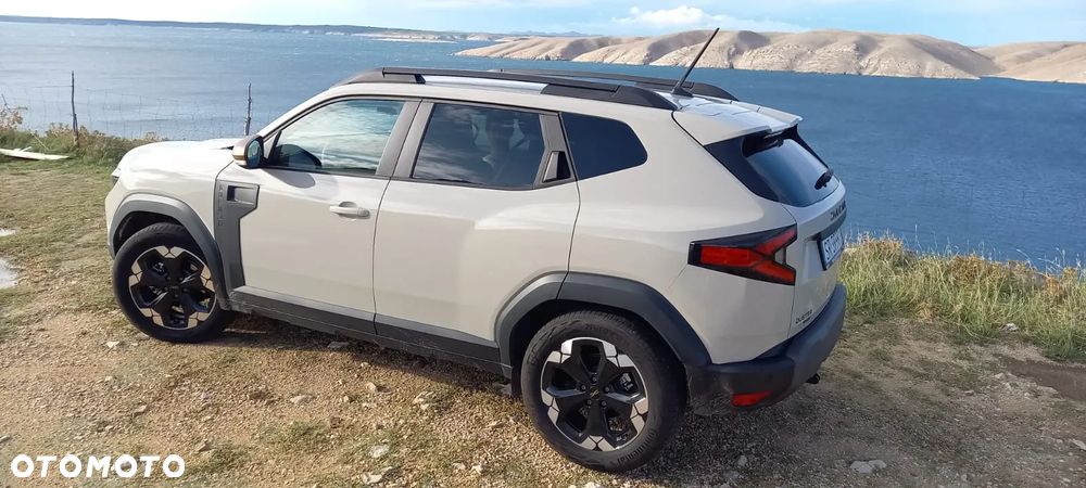 Dacia Duster 1.6 Full Hybrid 140 Extreme MMT - 4