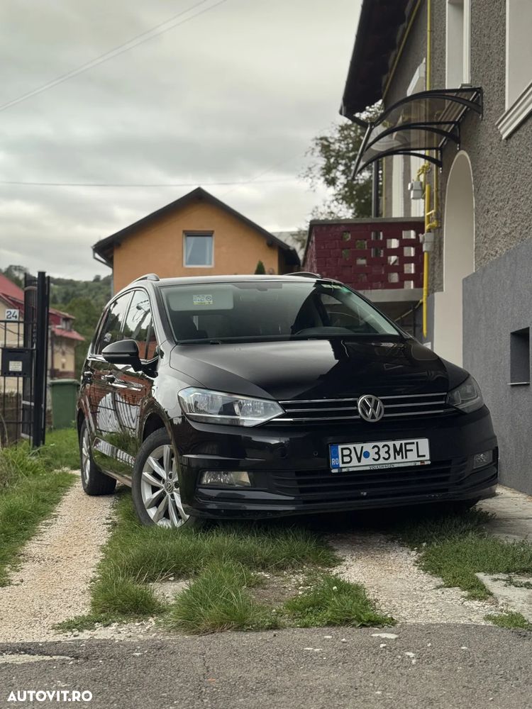 Volkswagen Touran 1.6 TDI Comfortline - 1