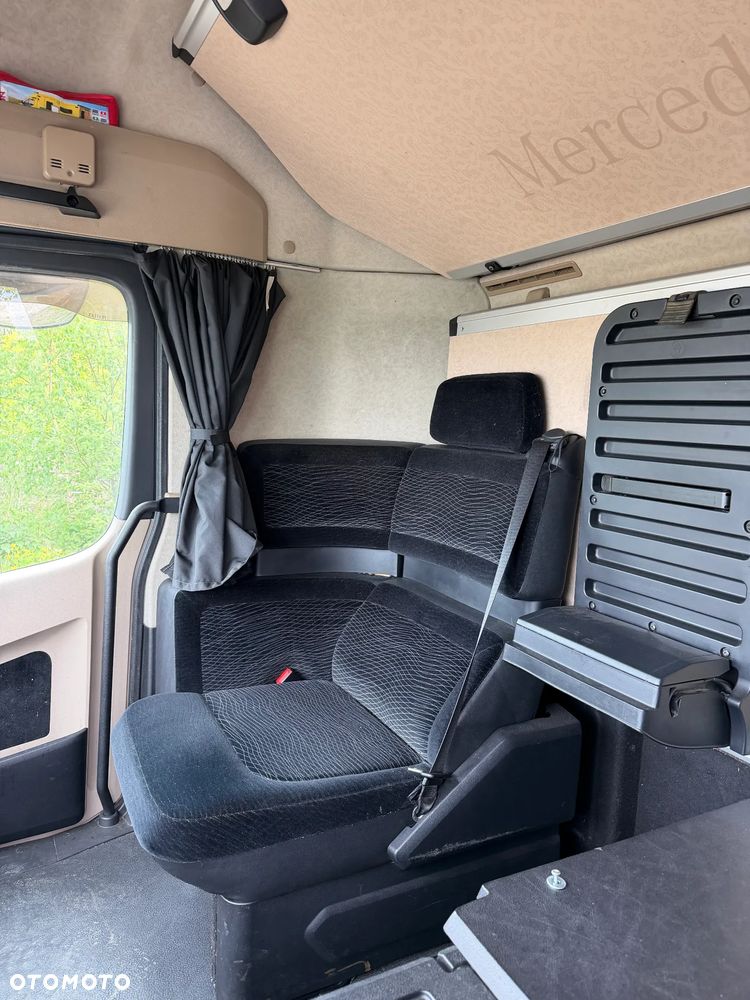 Mercedes-Benz Actros 1833 - 7