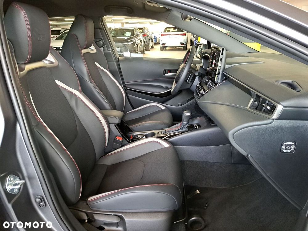 Toyota Corolla 2.0 Hybrid GR Sport - 16