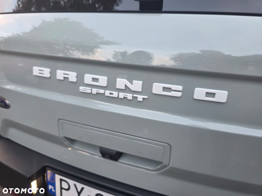 Ford Bronco - 31
