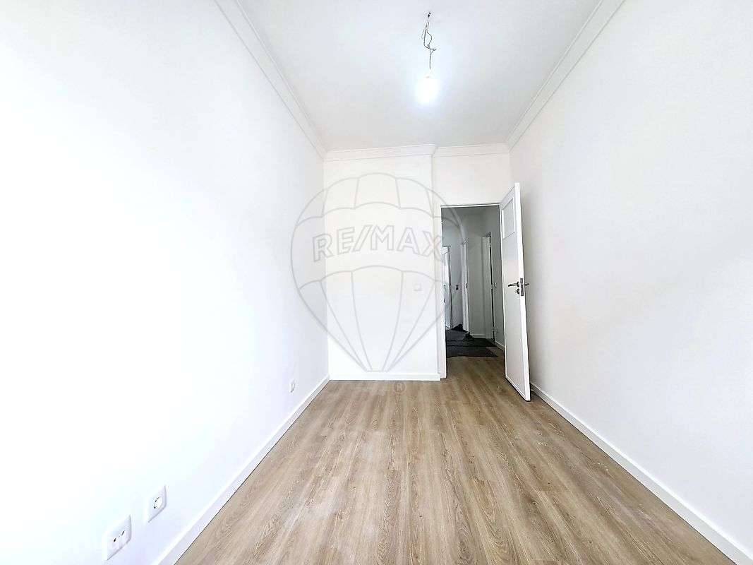 Apartamento T2 para arrendamento - Grande imagem: 5/7