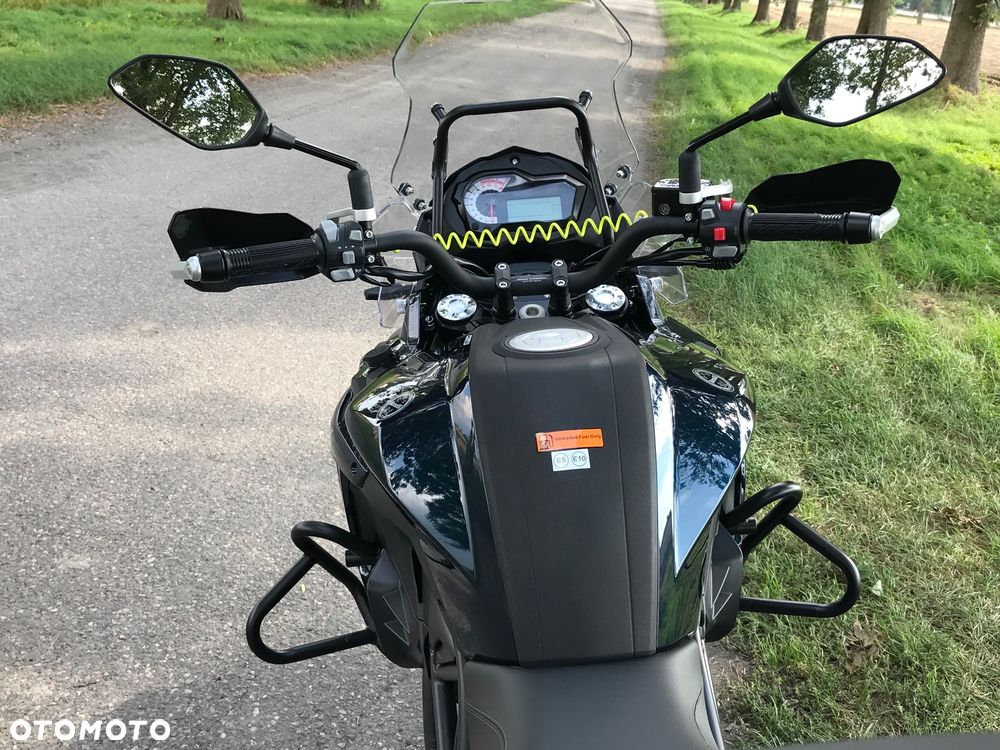 Benelli TRK 502 - 11