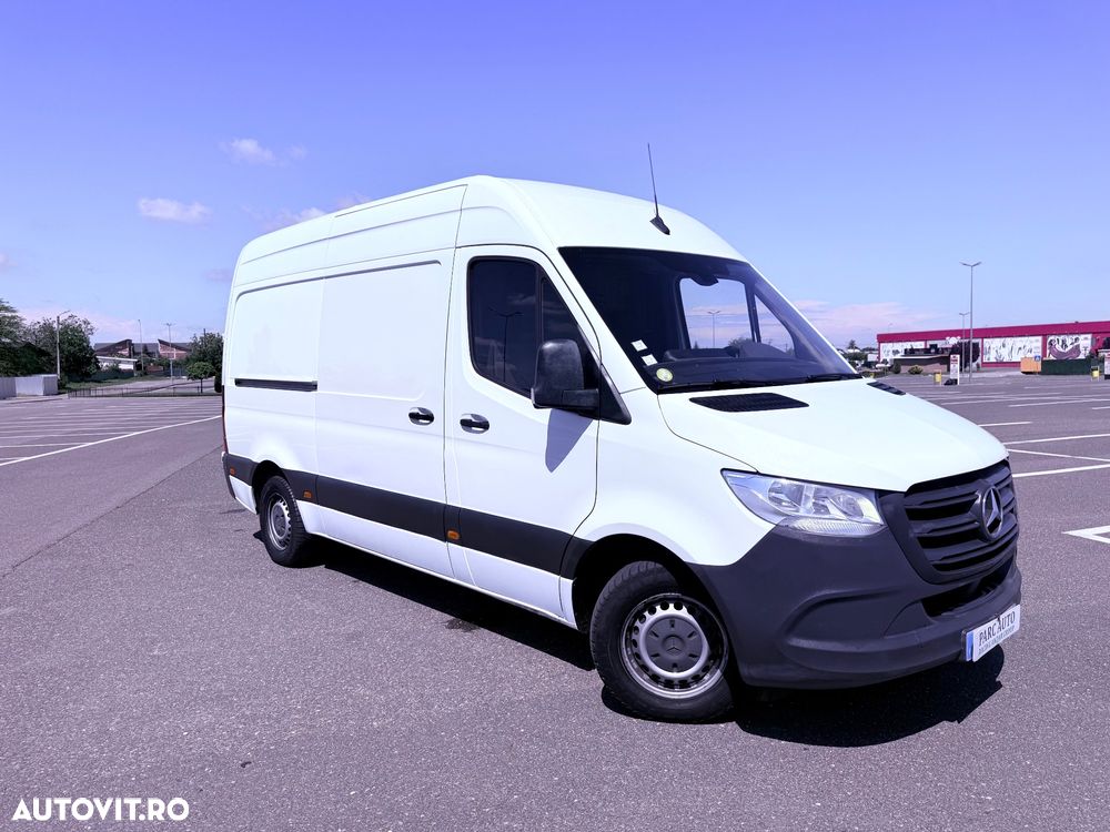 Mercedes-Benz Sprinter - 3