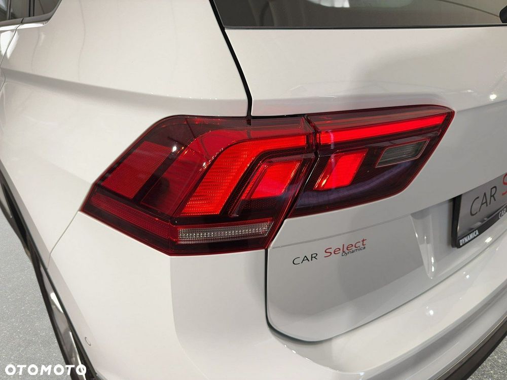 Volkswagen Tiguan - 11