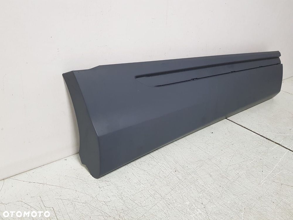 NOWA ORYGINALNA LISTWA DRZWI PRAWA TYŁ TYLNA AUDI Q8 4M 4M8853970B 18-25 - 3