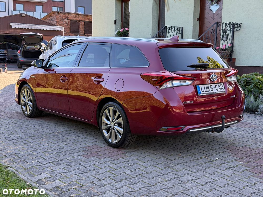 Toyota Auris 2017 photo 5