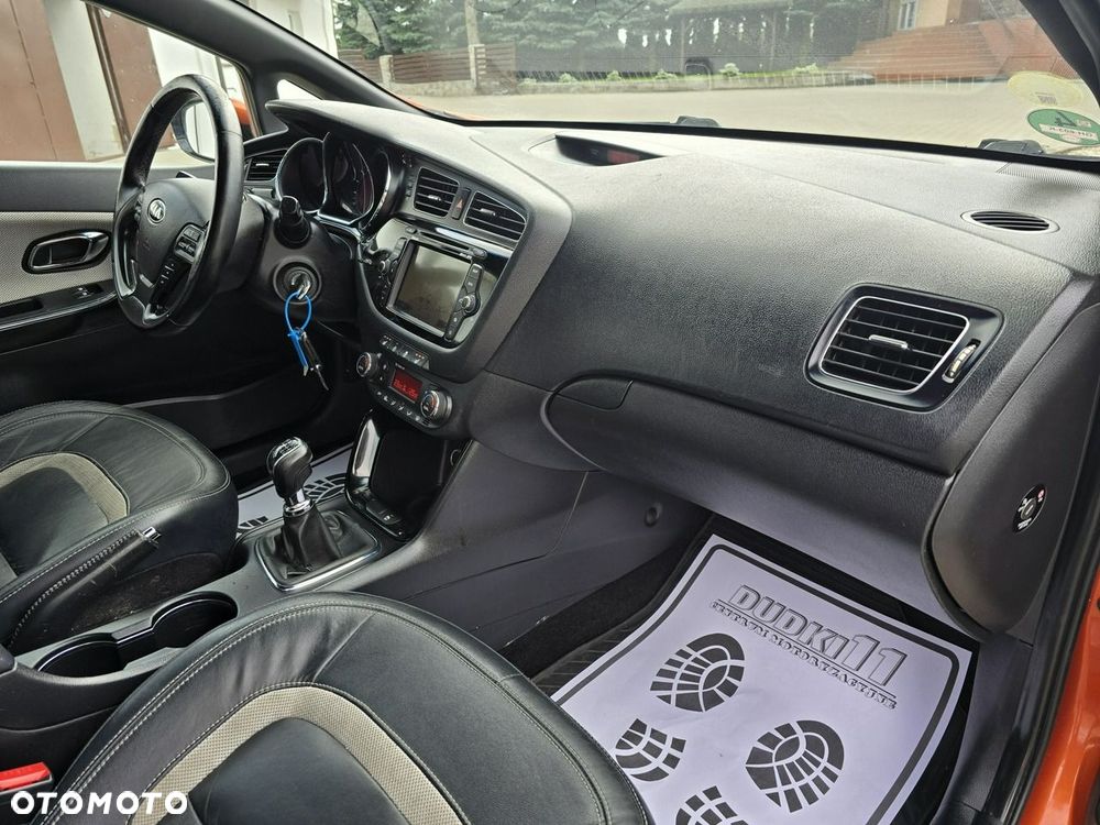 Kia Ceed - 21