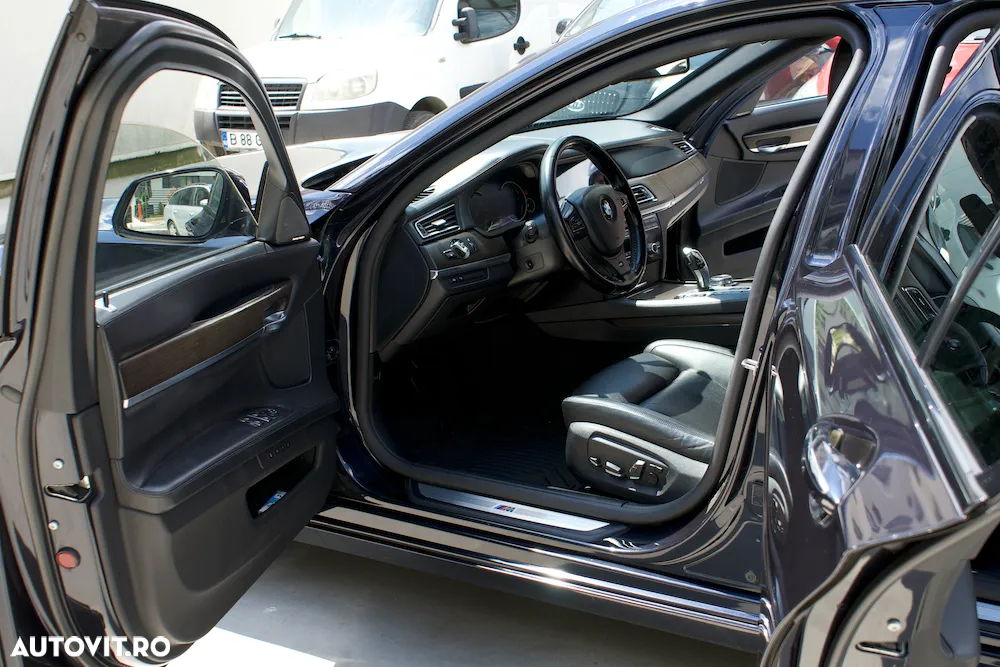 BMW Seria 7 750d xDrive - 7