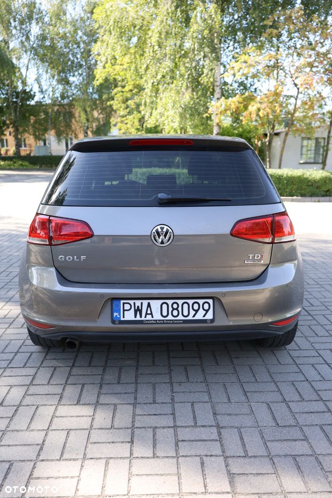 Volkswagen Golf VI 1.6 TDI BlueMot Comfortline - 11