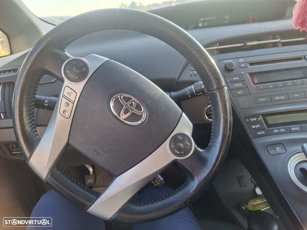 Toyota Prius 1.8 Premium+GPS - 13