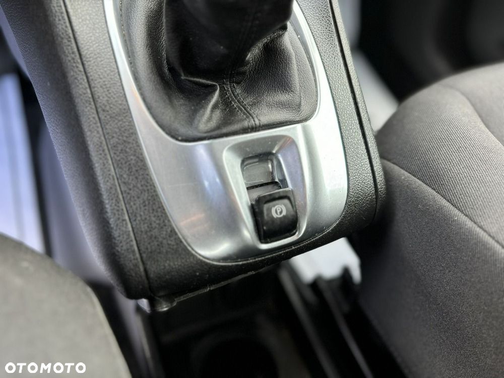 Opel Meriva - 19