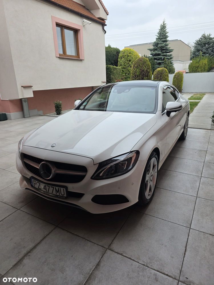 Mercedes-Benz Klasa C 200 4-Matic 9G-Tronic - 8