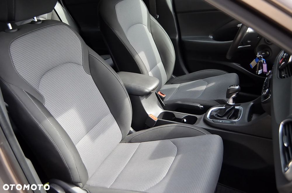 Hyundai i30 1.5 DPI Modern - 14