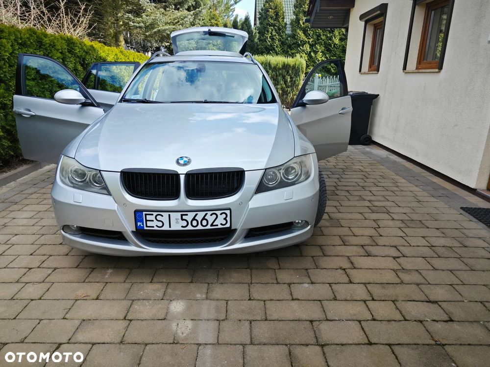 BMW Seria 3 320d - 22