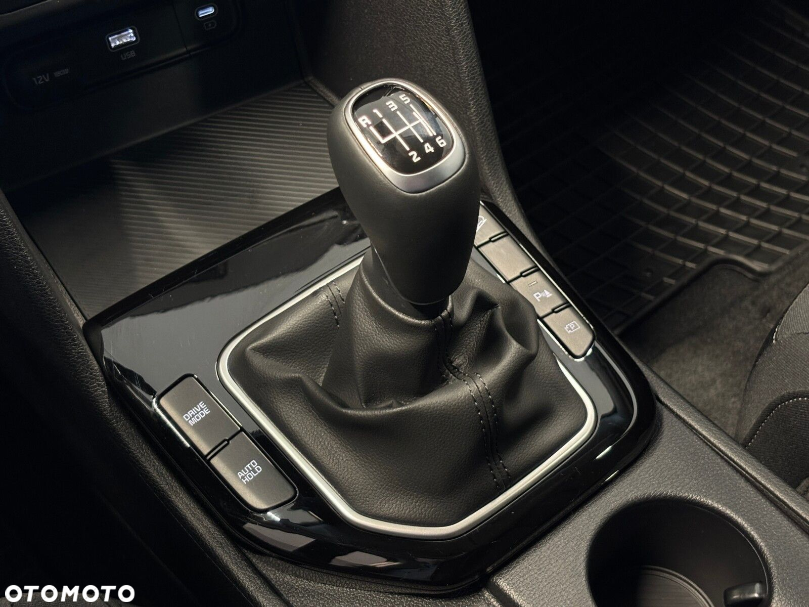 Kia Sportage - 26