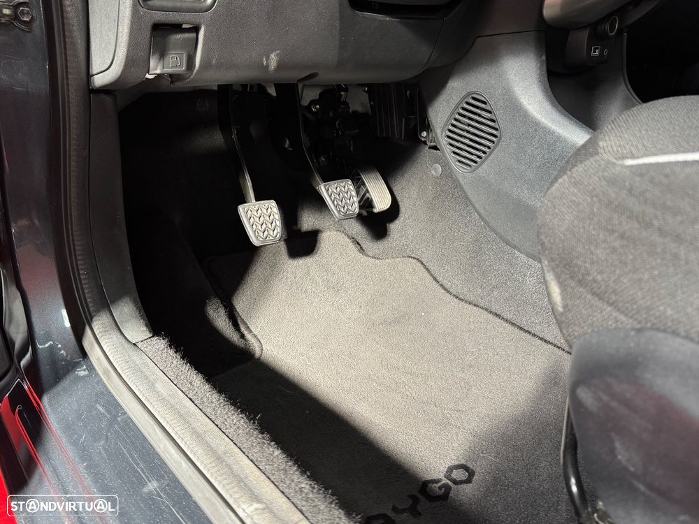 Toyota Aygo 1.0 X-Play+AC+X-Touch - 18