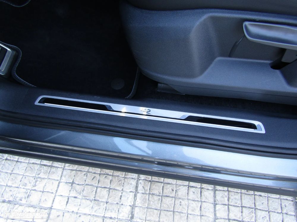VW Tiguan Allspace 2.0 TDI R-Line DSG - 15