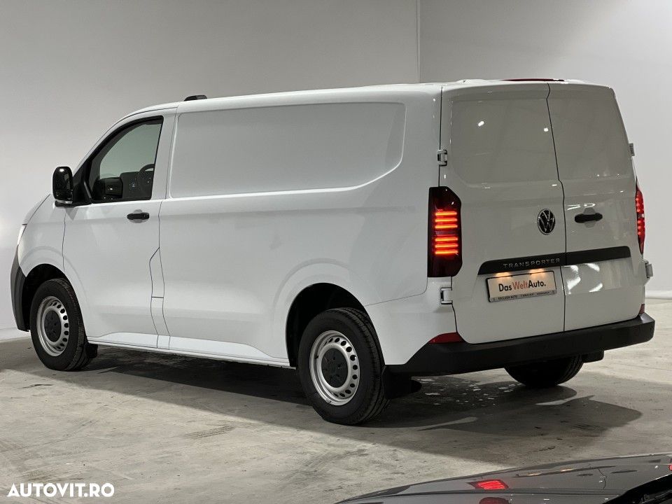 VOLKSWAGEN Transporter 2025 — imagine 3
