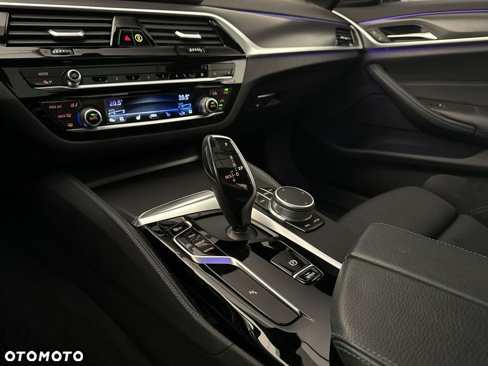 BMW Seria 5 - 17