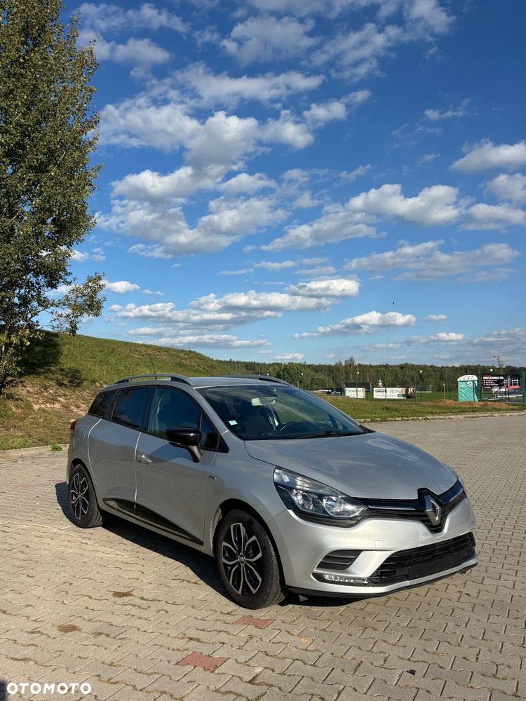 Renault Clio - 1