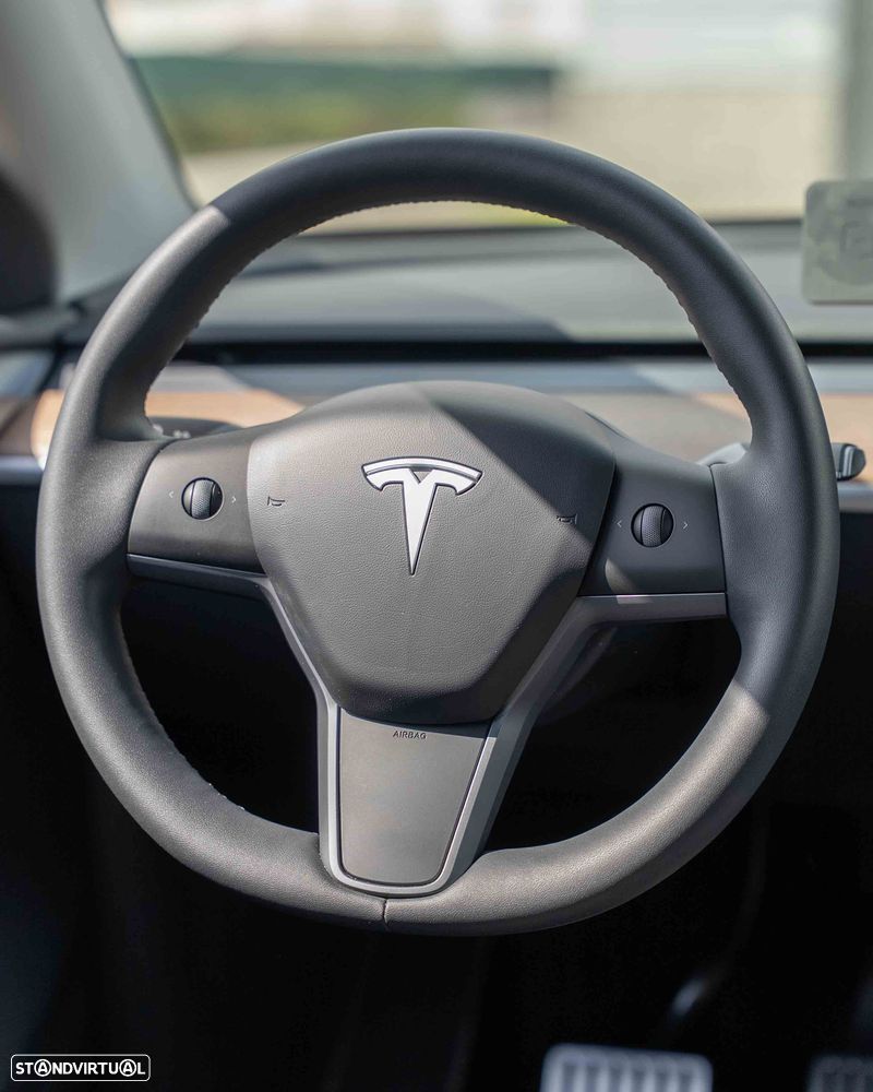 Tesla Model Y Performance Tração Integral - 20