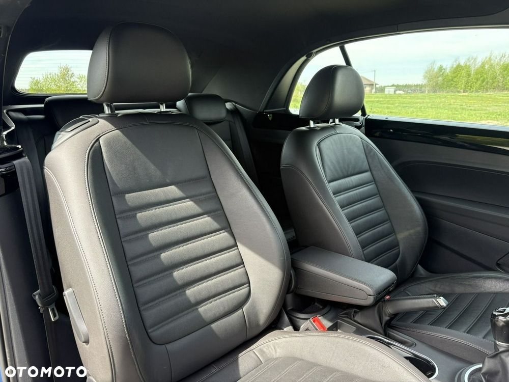 Volkswagen Beetle 1.4 TSI Blue Motion Technologie Exclusive Design - 25