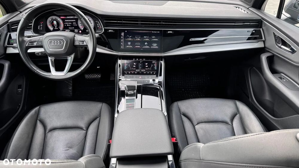 Audi Q7 - 25