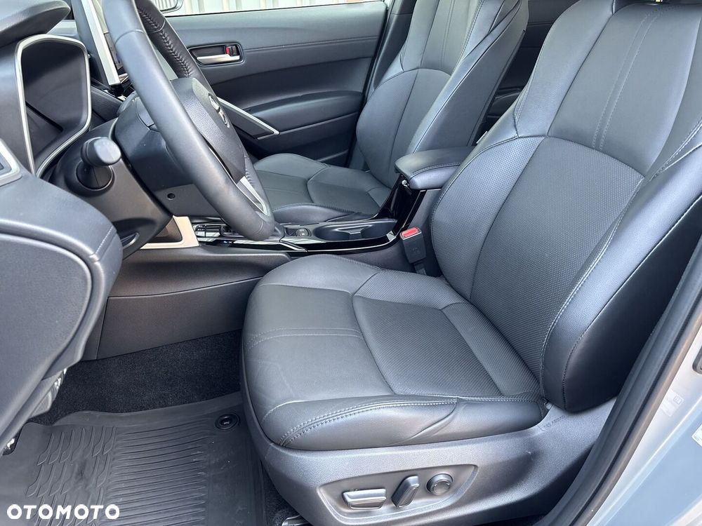 Toyota Corolla Cross 2.0 Hybrid Executive AWD - 12