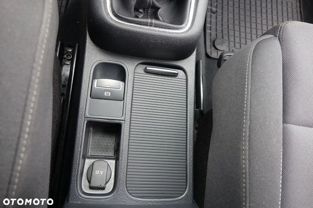 Volkswagen Sharan 2.0 TDI Highline - 24