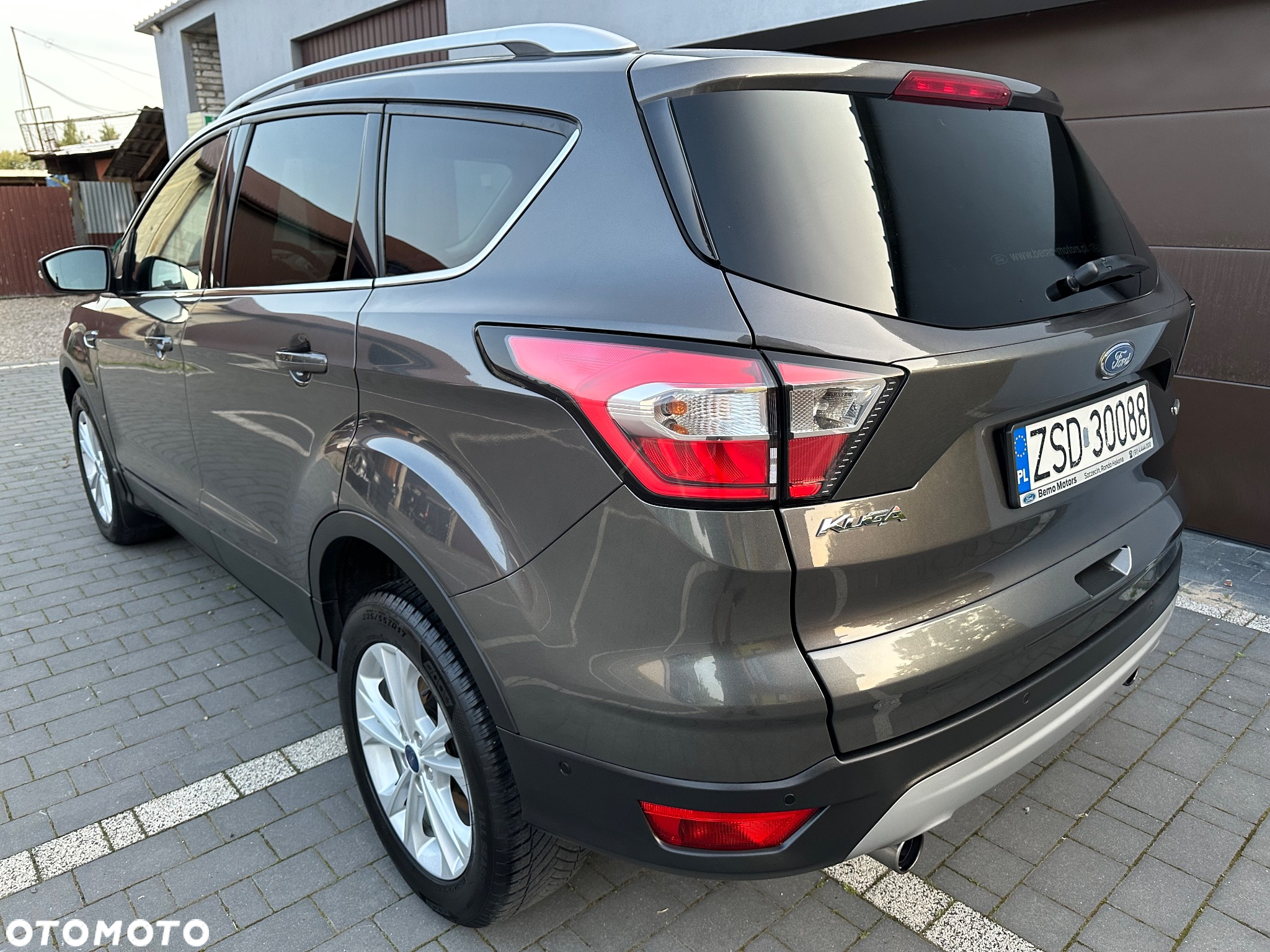Ford Kuga 1.5 EcoBoost FWD Titanium ASS MMT6 - 13