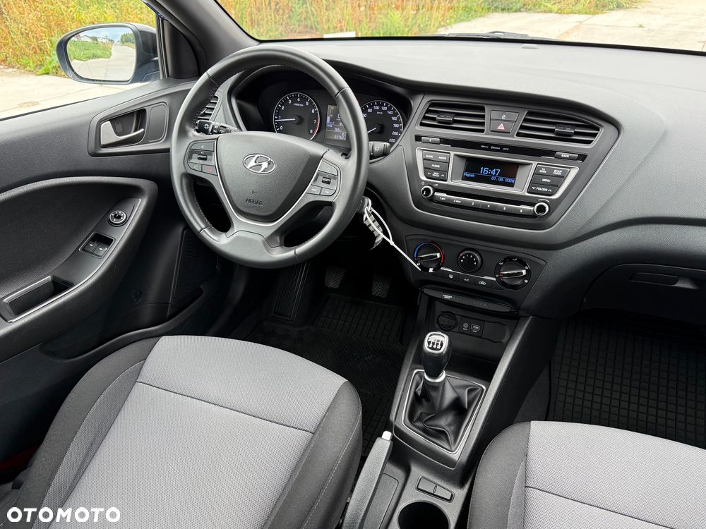 Hyundai i20 1.2 GO - 21