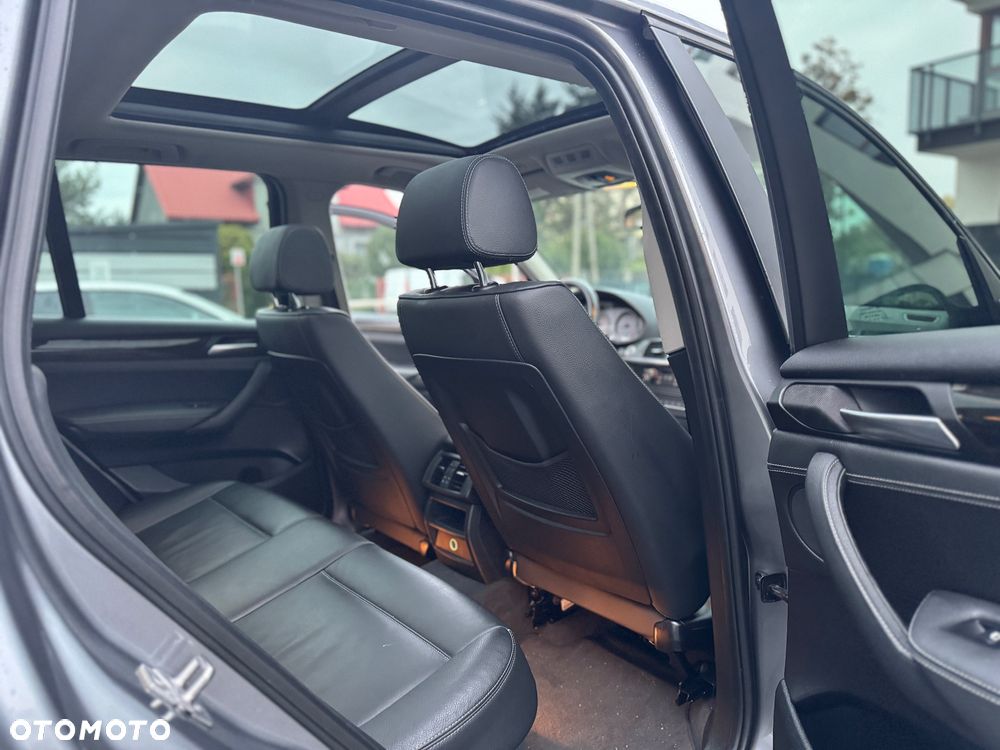 BMW X3 3.0i - 9