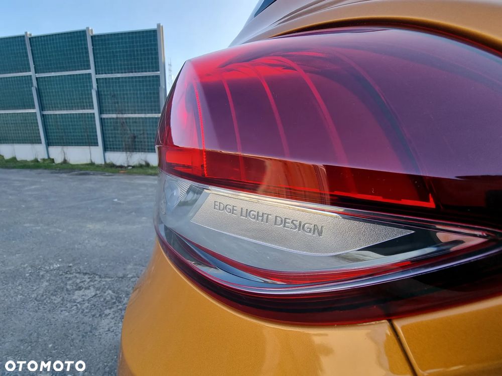 Renault Scenic 1.5 dCi Bose - 17