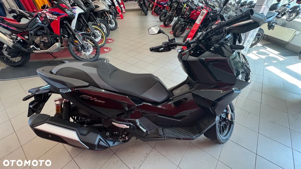 Honda ADV350 - 3